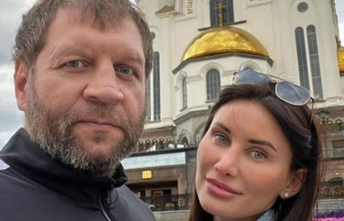 Alexander Emelianenko married his ex-wife